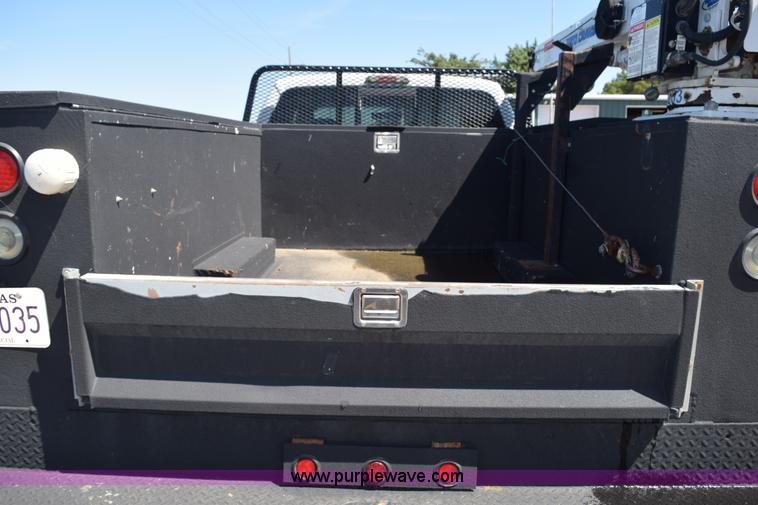 image for item K6154 2008 Ford F350 Super Duty XLT SuperCab service truck