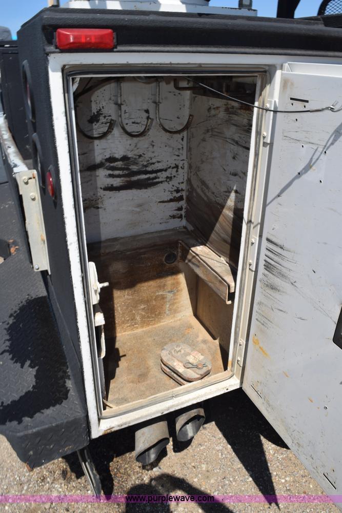 image for item K6154 2008 Ford F350 Super Duty XLT SuperCab service truck