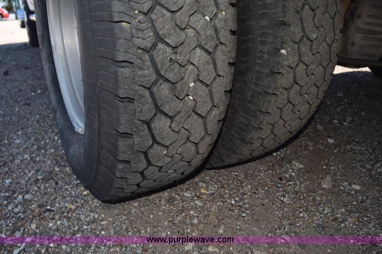 image for item K6154 2008 Ford F350 Super Duty XLT SuperCab service truck