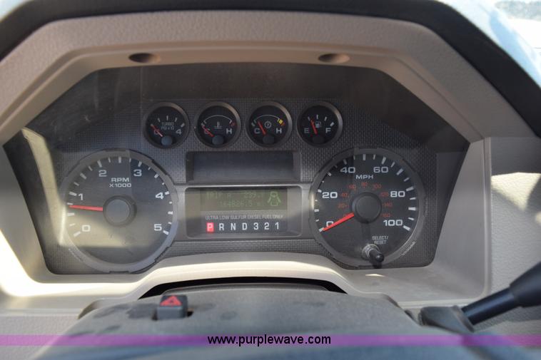 image for item K6155 2008 Ford F350 Super Duty XLT SuperCab service truck with crane