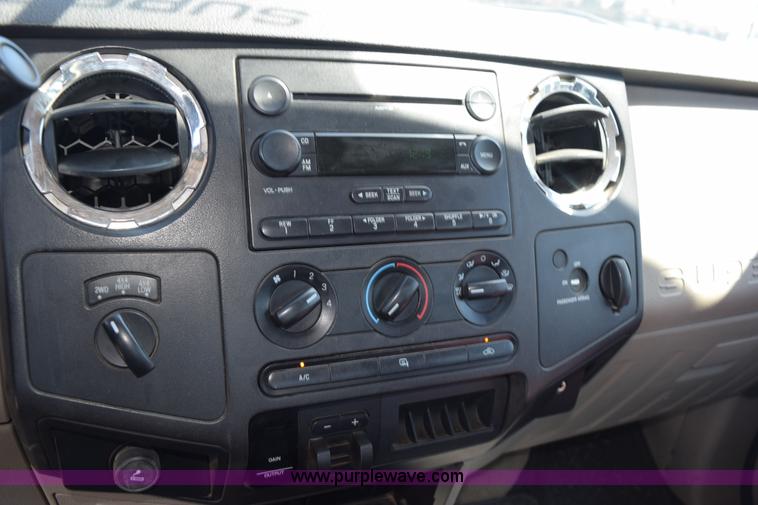 image for item K6155 2008 Ford F350 Super Duty XLT SuperCab service truck with crane