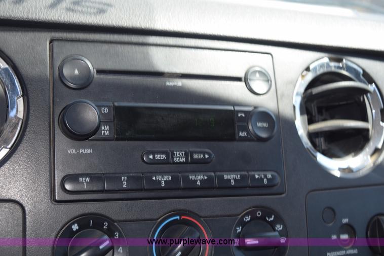 image for item K6155 2008 Ford F350 Super Duty XLT SuperCab service truck with crane