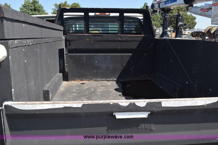 image for item K6155 2008 Ford F350 Super Duty XLT SuperCab service truck with crane