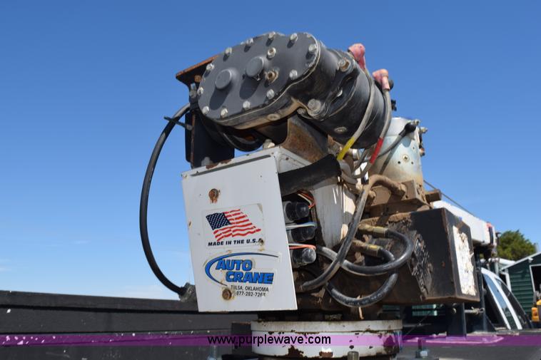 image for item K6155 2008 Ford F350 Super Duty XLT SuperCab service truck with crane