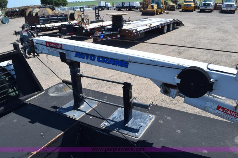 image for item K6155 2008 Ford F350 Super Duty XLT SuperCab service truck with crane