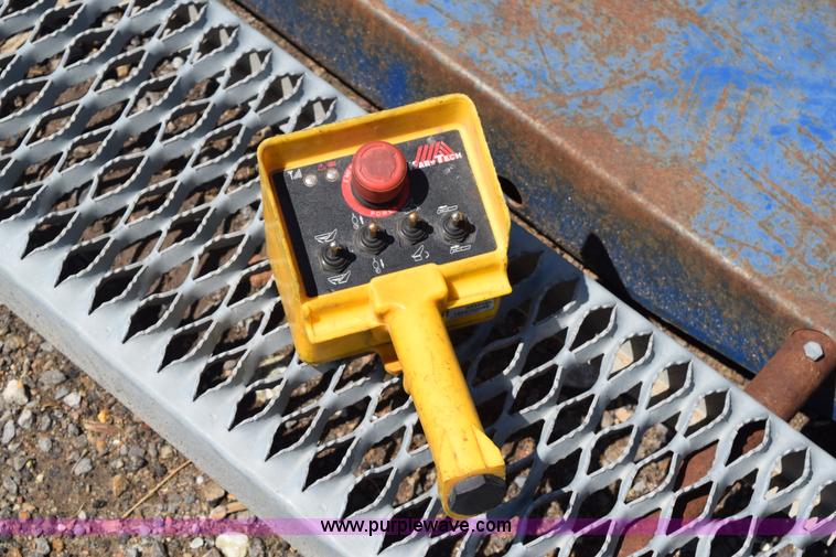 image for item K6155 2008 Ford F350 Super Duty XLT SuperCab service truck with crane