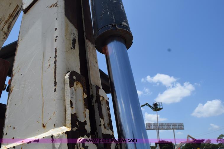 image for item K6182 2006 Terex 760B backhoe