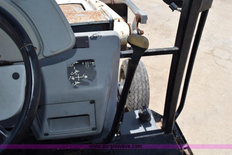 image for item K6183 2003 Terex 750 backhoe