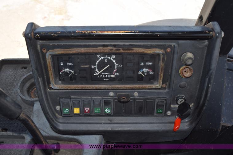 image for item K6183 2003 Terex 750 backhoe