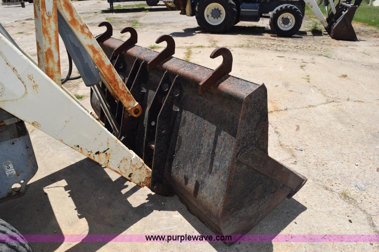 image for item K6183 2003 Terex 750 backhoe