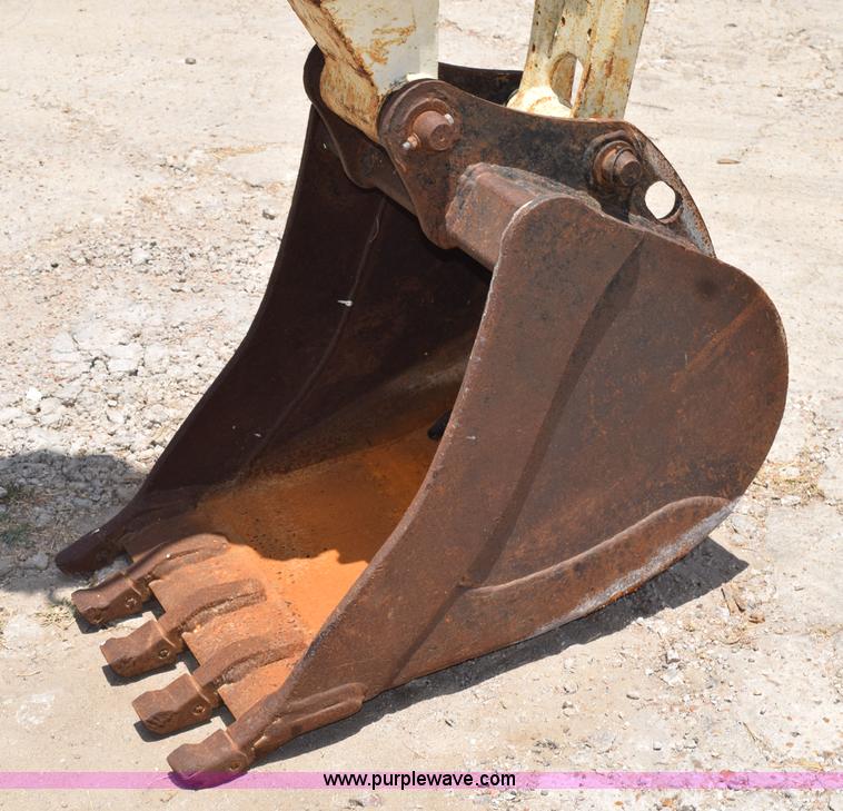 image for item K6183 2003 Terex 750 backhoe