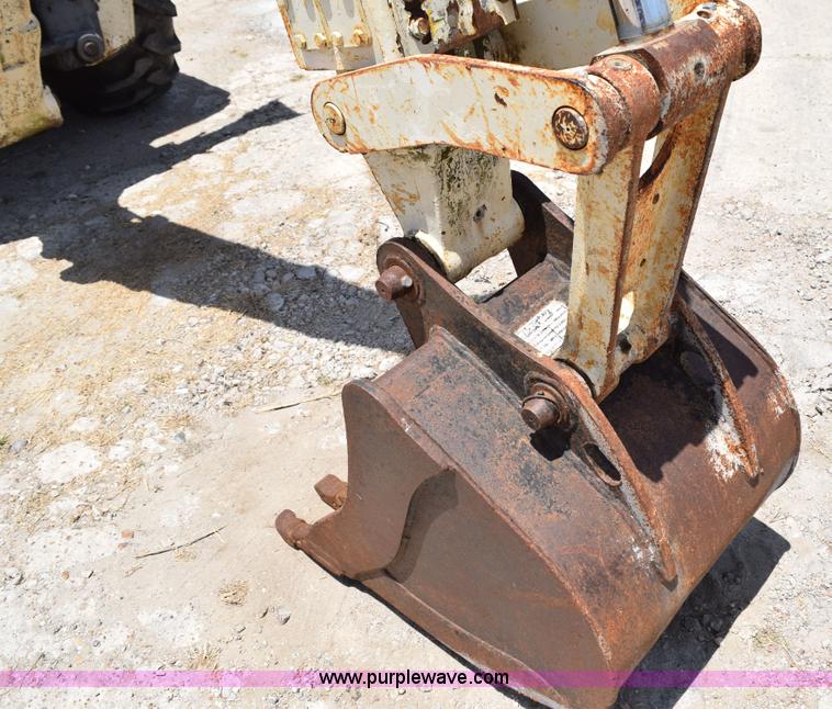 image for item K6183 2003 Terex 750 backhoe