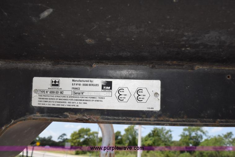 image for item K6183 2003 Terex 750 backhoe