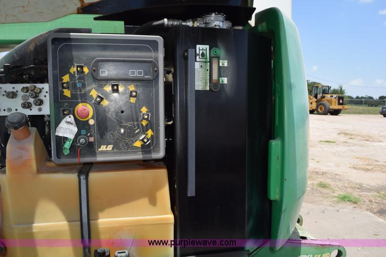 image for item K6184 2007 JLG 450AJ boom lift