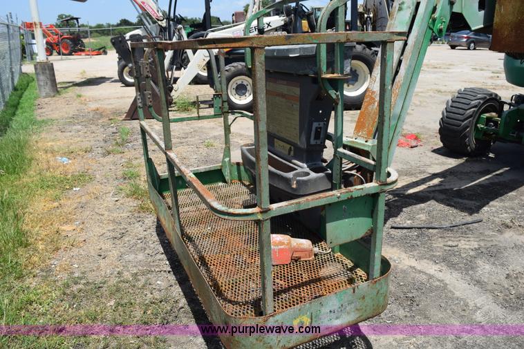 image for item K6184 2007 JLG 450AJ boom lift