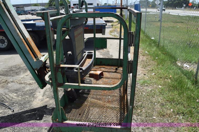 image for item K6184 2007 JLG 450AJ boom lift