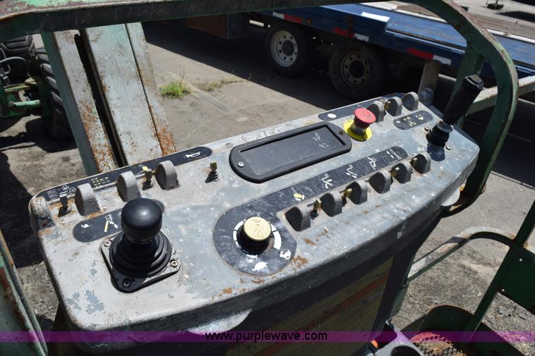 image for item K6184 2007 JLG 450AJ boom lift