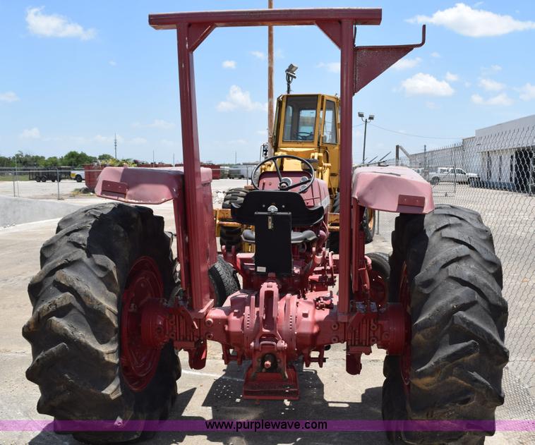 image for item K6186 Massey-Ferguson 282 tractor