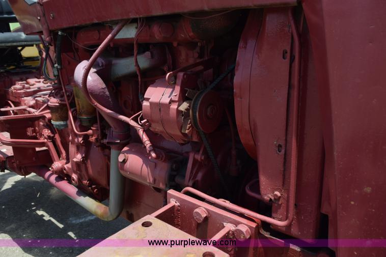 image for item K6186 Massey-Ferguson 282 tractor