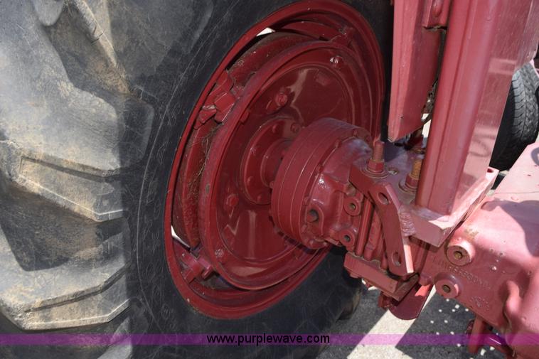 image for item K6186 Massey-Ferguson 282 tractor