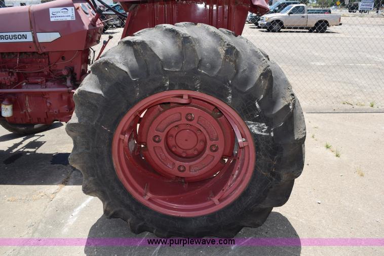 image for item K6186 Massey-Ferguson 282 tractor