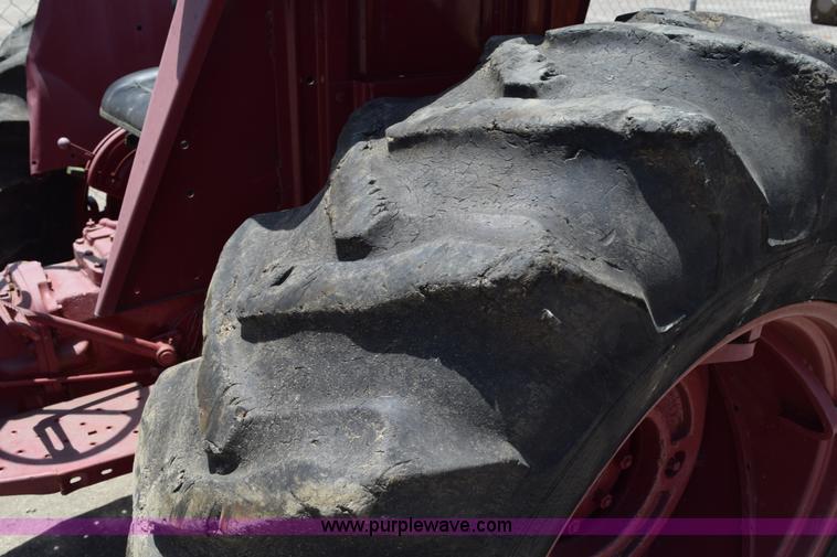 image for item K6186 Massey-Ferguson 282 tractor