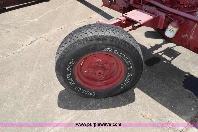 image for item K6186 Massey-Ferguson 282 tractor