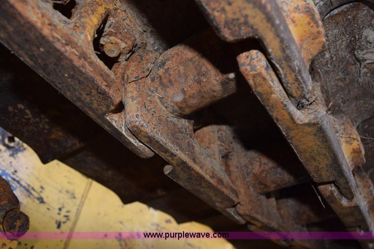 image for item K6190 1999 John Deere 650G dozer