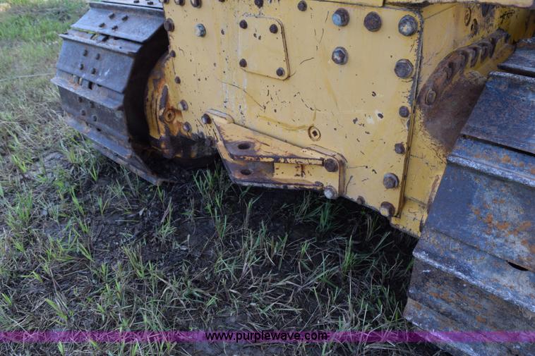 image for item K6190 1999 John Deere 650G dozer