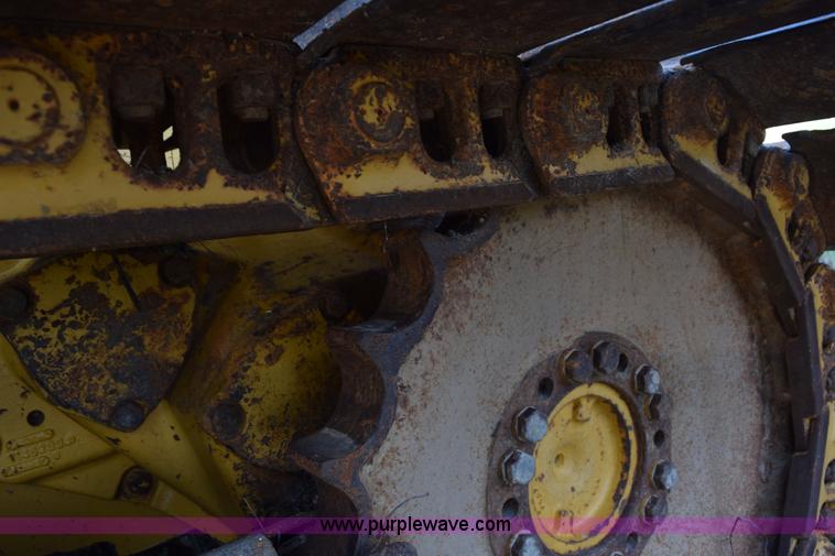 image for item K6190 1999 John Deere 650G dozer