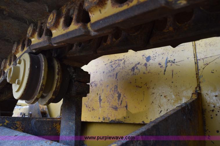 image for item K6190 1999 John Deere 650G dozer