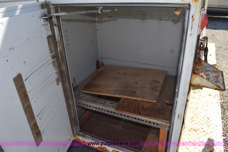 image for item K6195 1996 Ford F350 Super Duty XL service truck with crane