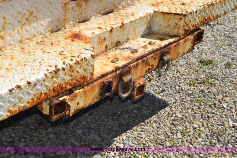 image for item K6195 1996 Ford F350 Super Duty XL service truck with crane