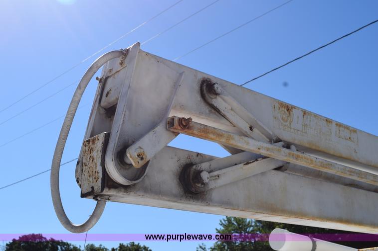 image for item K6195 1996 Ford F350 Super Duty XL service truck with crane