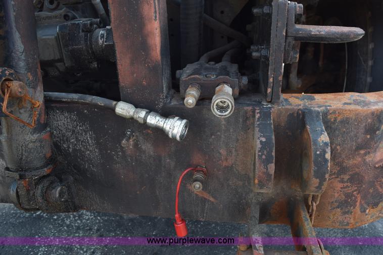 image for item K6198 1999 International 4900 dump truck