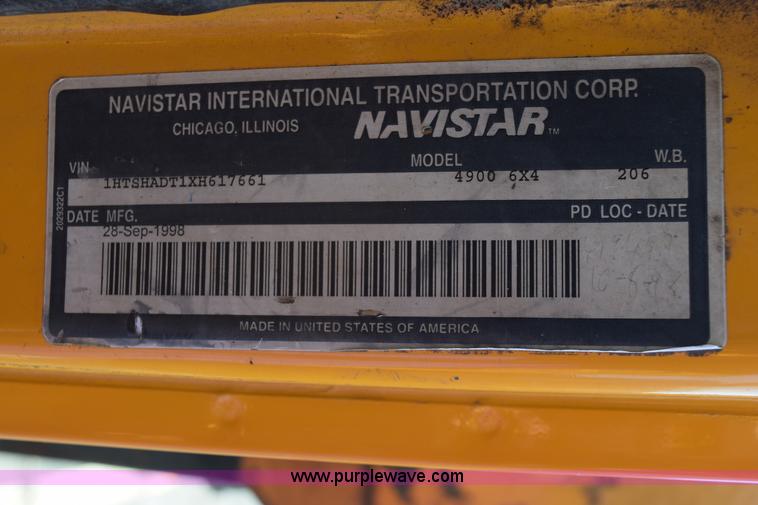 image for item K6198 1999 International 4900 dump truck