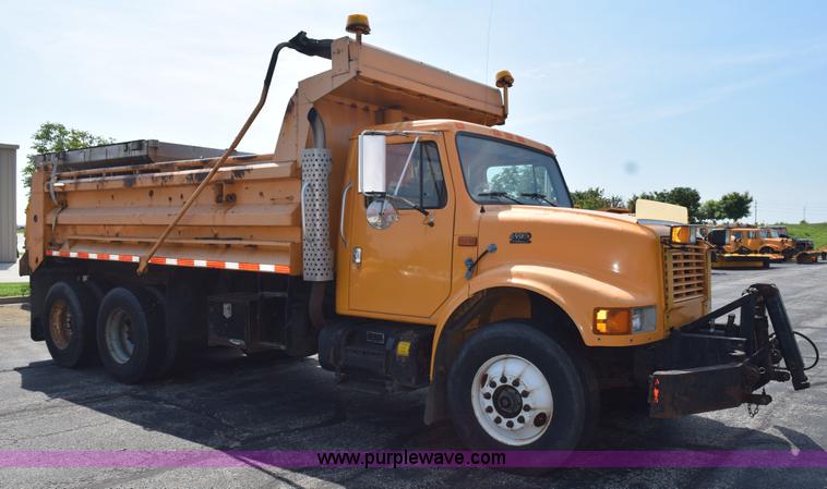 image for item K6200 1998 International 4900 dump tuck