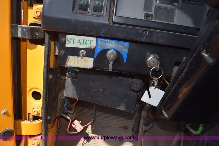 image for item K6200 1998 International 4900 dump tuck