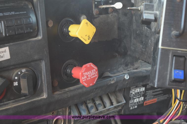 image for item K6200 1998 International 4900 dump tuck