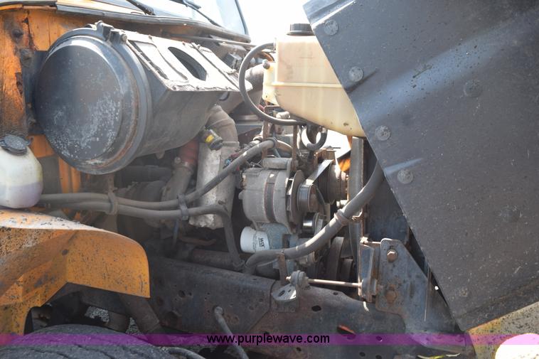 image for item K6200 1998 International 4900 dump tuck