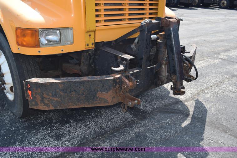 image for item K6200 1998 International 4900 dump tuck