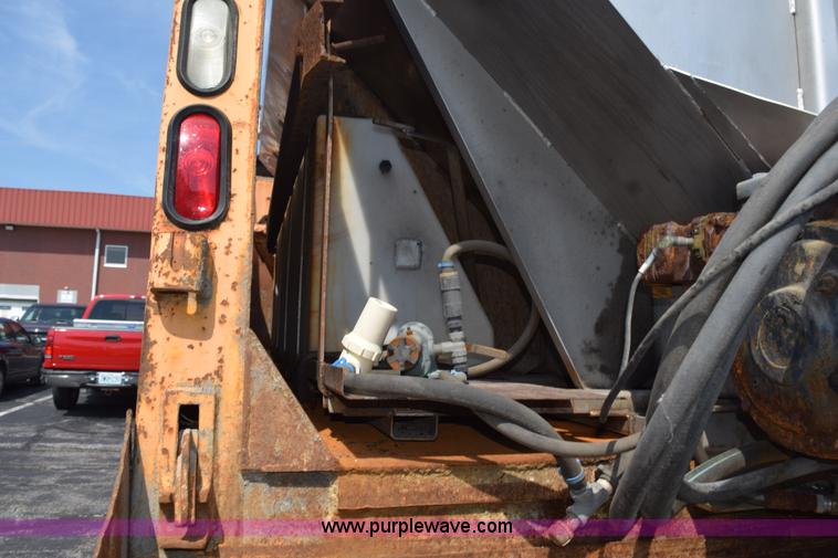 image for item K6200 1998 International 4900 dump tuck