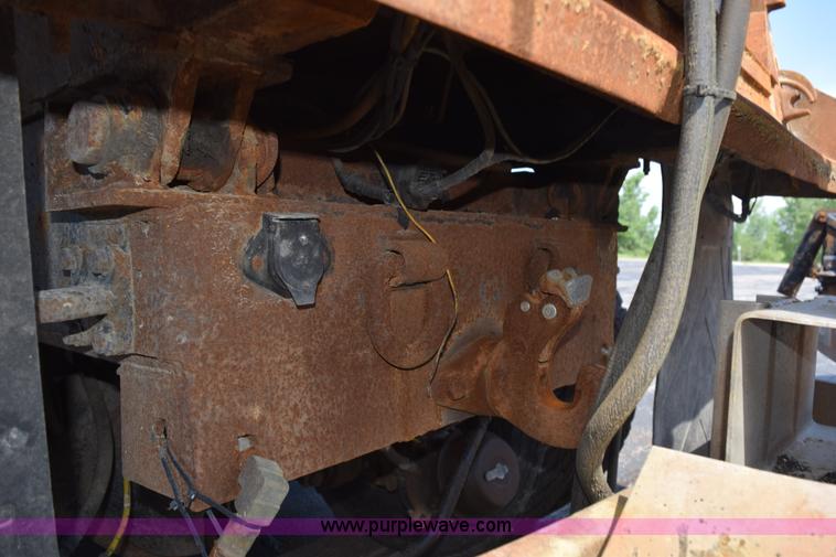 image for item K6200 1998 International 4900 dump tuck