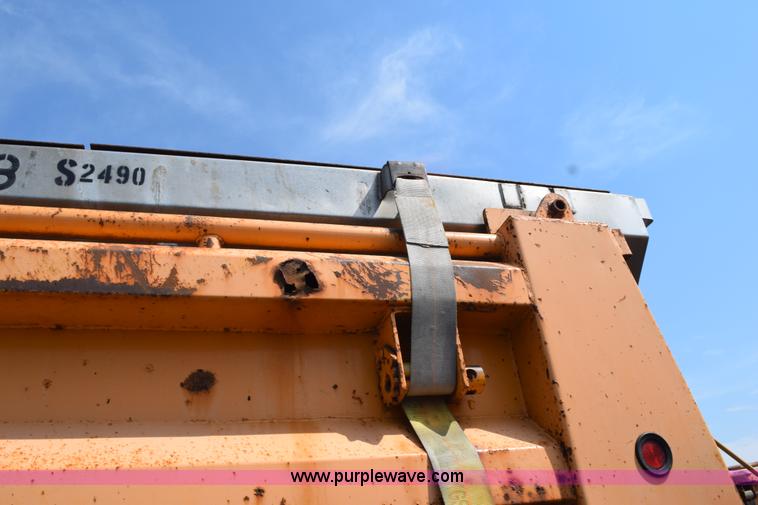 image for item K6200 1998 International 4900 dump tuck