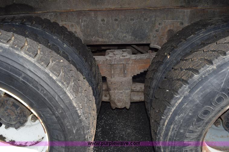 image for item K6200 1998 International 4900 dump tuck