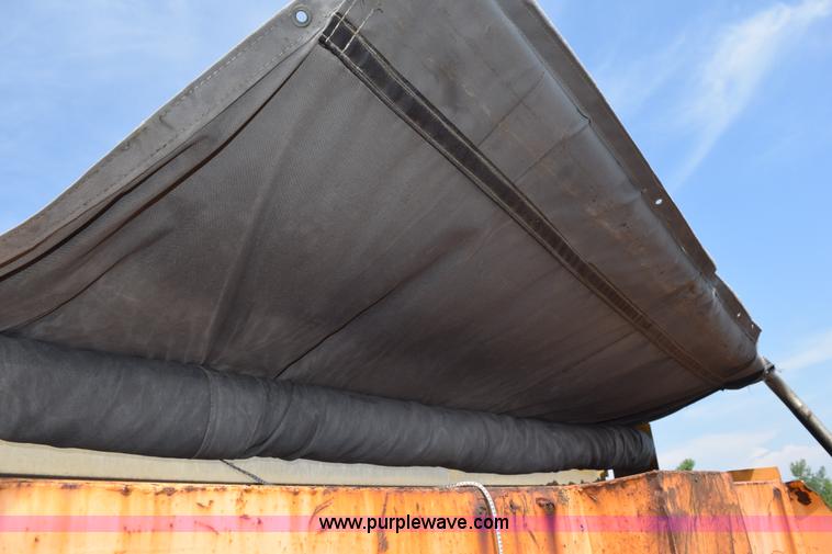 image for item K6200 1998 International 4900 dump tuck