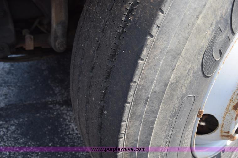 image for item K6200 1998 International 4900 dump tuck