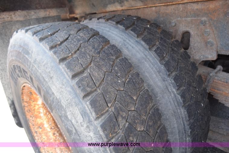 image for item K6200 1998 International 4900 dump tuck