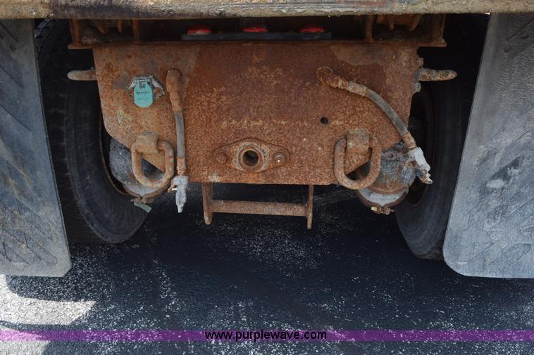 image for item K6202 2006 International 7500 dump truck