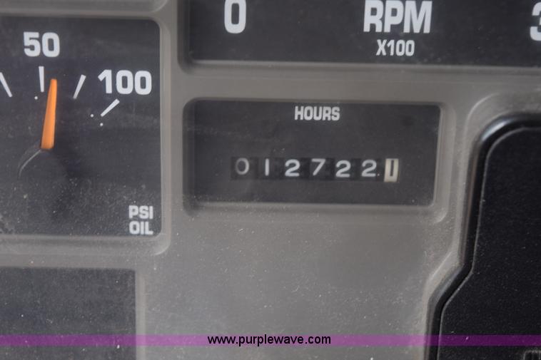 image for item K6203 2000 International 4900 dump truck